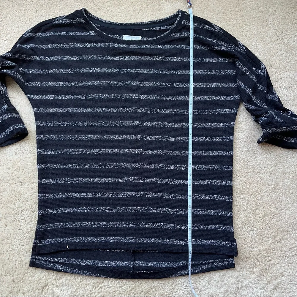 Lou & Grey Women’s Black White Striped Pullover Sweater - Size XS - EUC - Picture 6 of 6